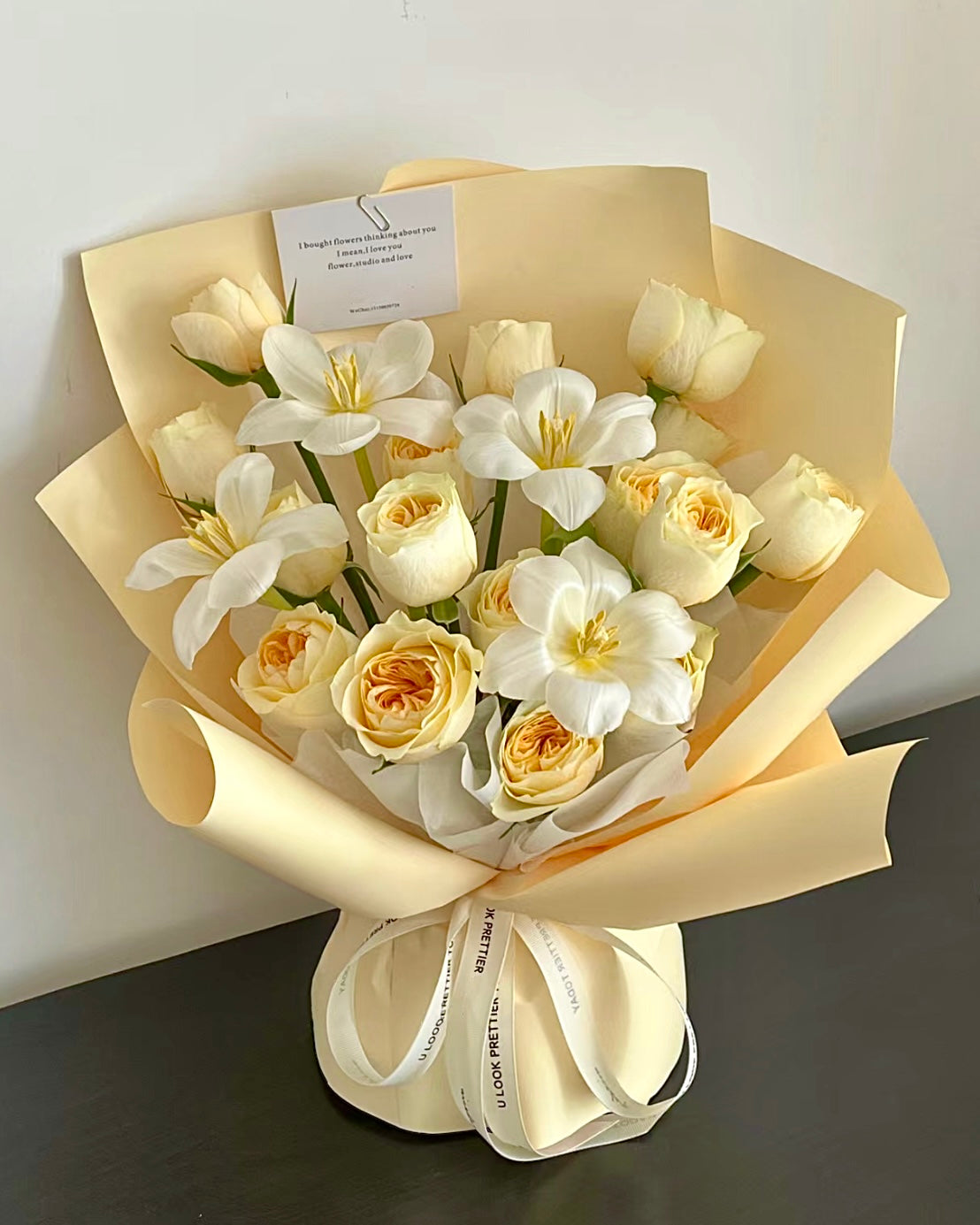 FF58 | Creamy 韓式庭園玫瑰鬱金香花束 OCTAVIA