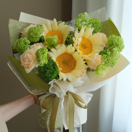 FF49⎪Olive⎪MIX花束 OCTAVIA