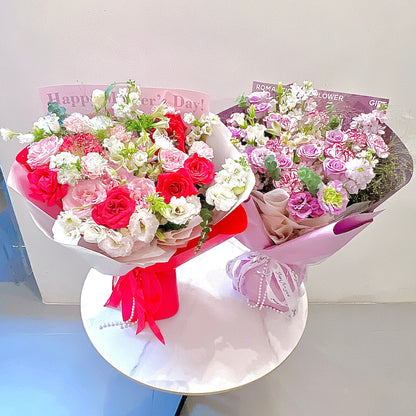 Valentino Bloom桃紅色康乃馨混搭花束 OCTAVIA