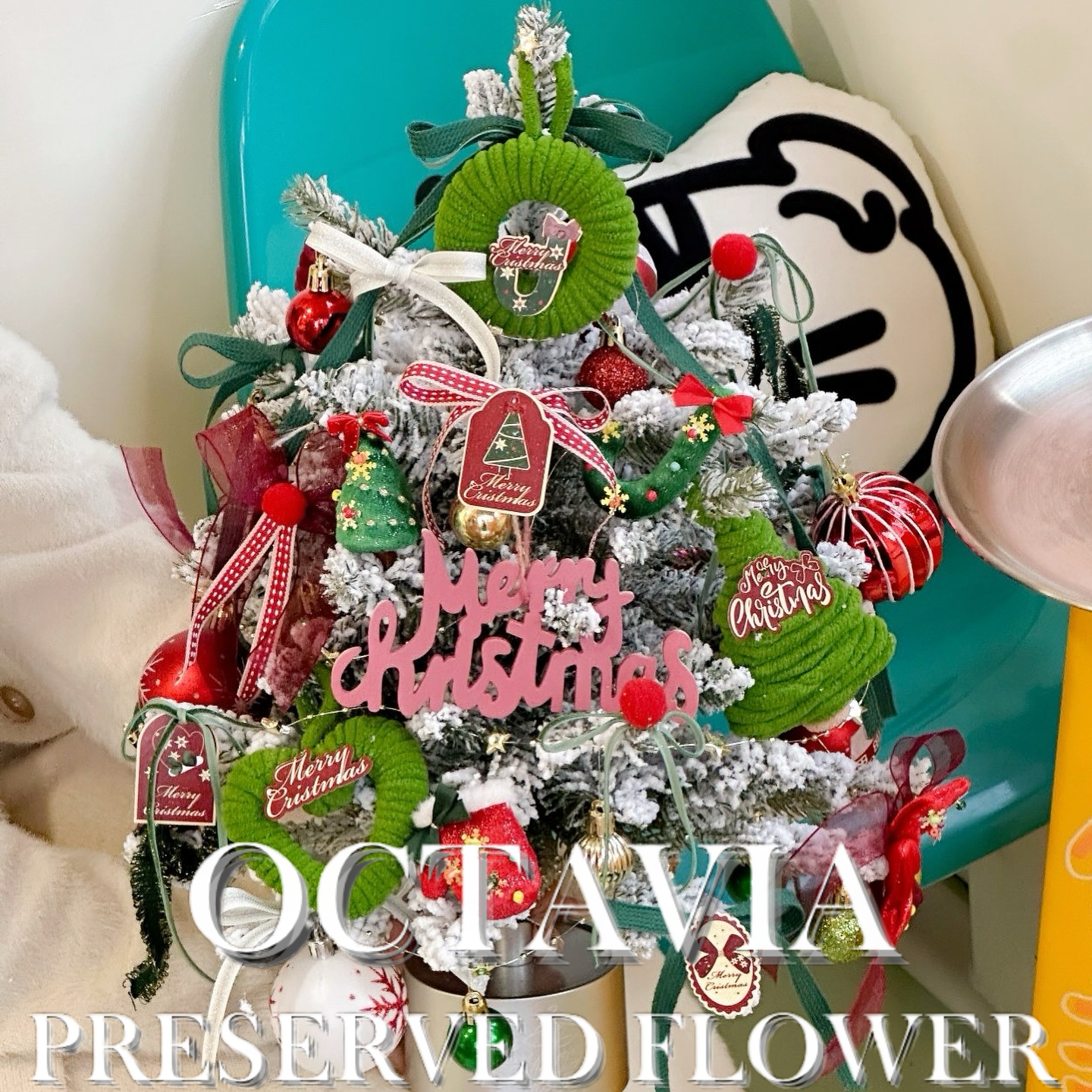 Artificial flower Christmas tree